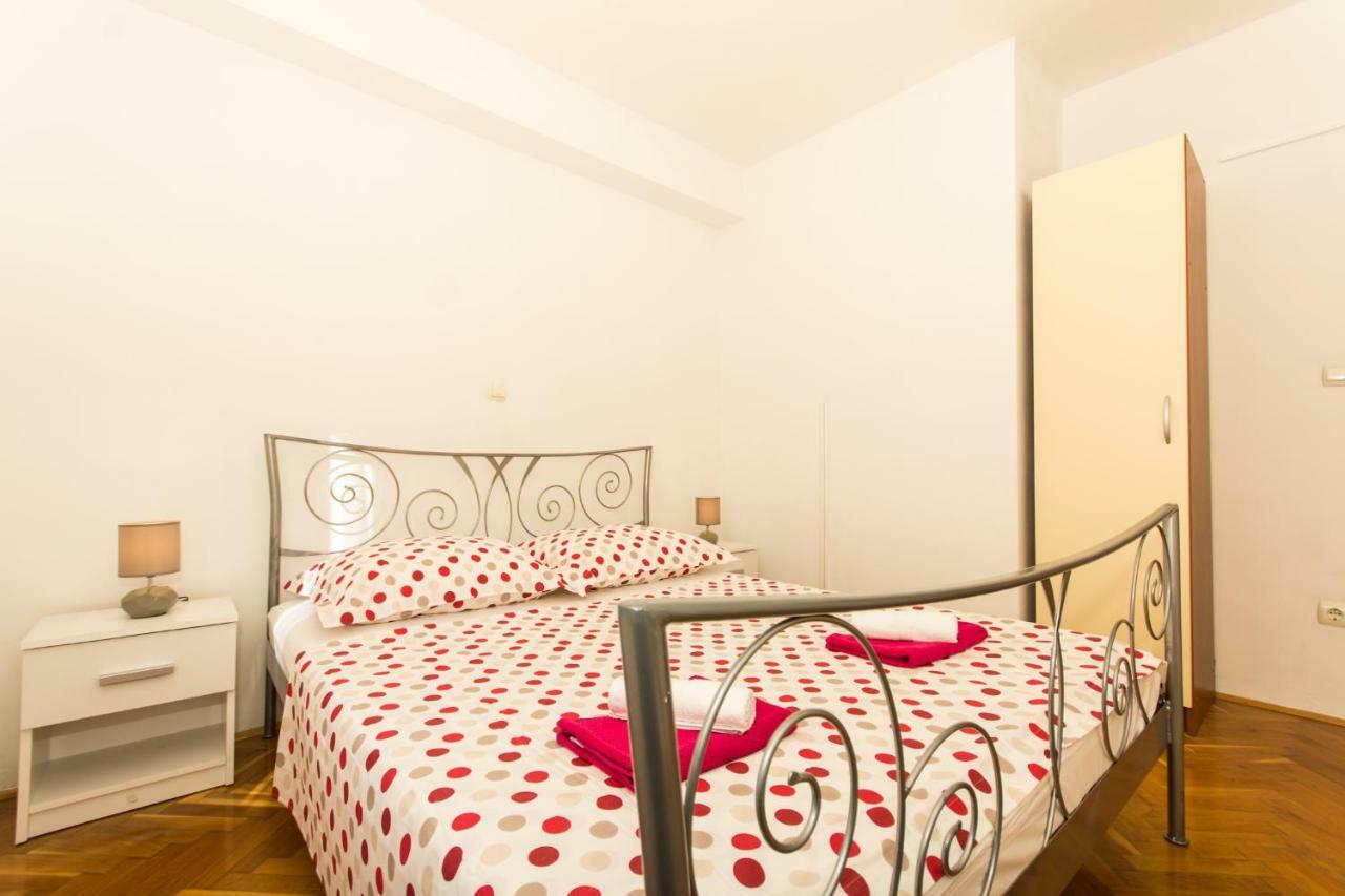 Apartman Ruza Apartamento Trogir Exterior foto